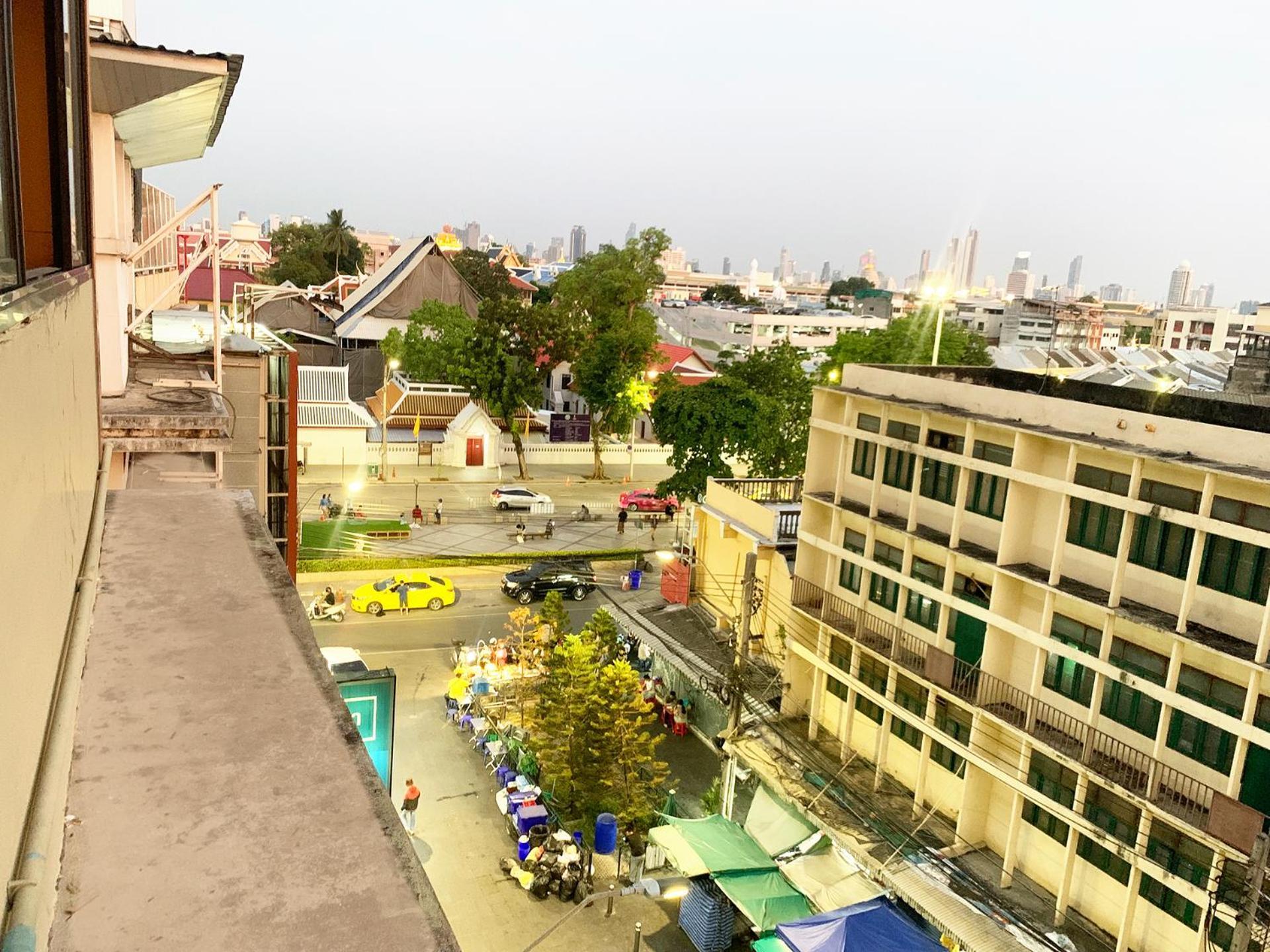 Susu Khaosan Hostel Bangkok Exterior foto